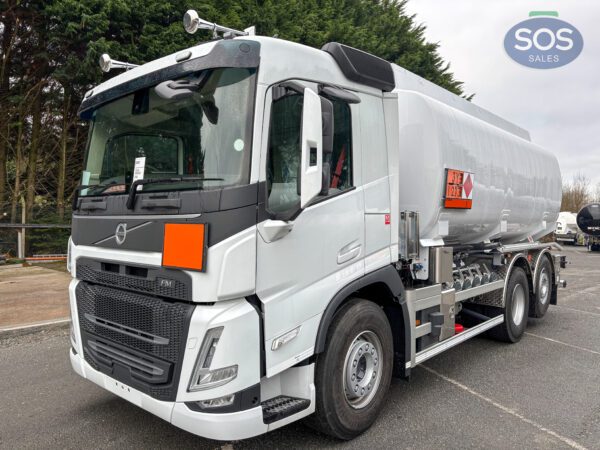 2025 Volvo FM 380 Rigid Tanker