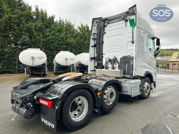 2024 Volvo FH500 Globetrotter Tractor Unit - Image 5