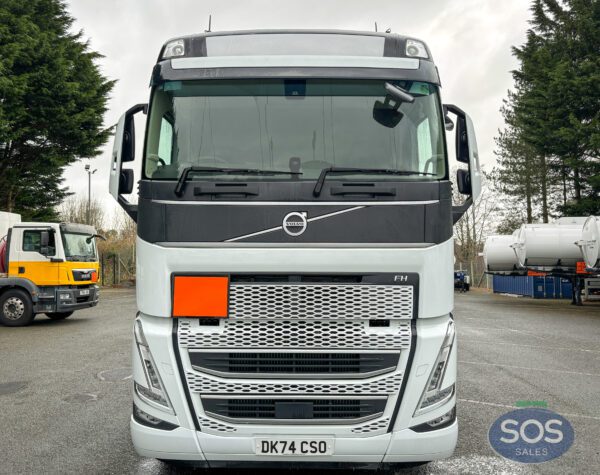 2024 Volvo FH500 Globetrotter Tractor Unit - Image 8