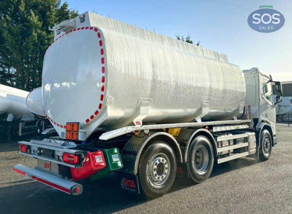 2025 DAF XD 410 Rigid Tanker - Image 6