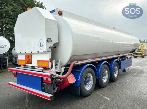 2009 Cobo Hnos Urban Arctic Fuel Tanker Trailer - Image 7