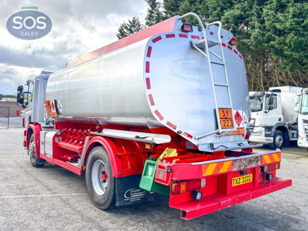 2003 Scania 94D 230 Rigid Tanker - Image 4